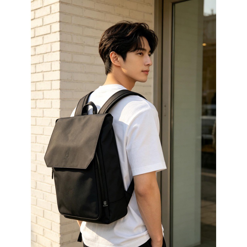 Leather Work Rucksack - 고품질 플랩형 PU 가죽 소재의 남성용